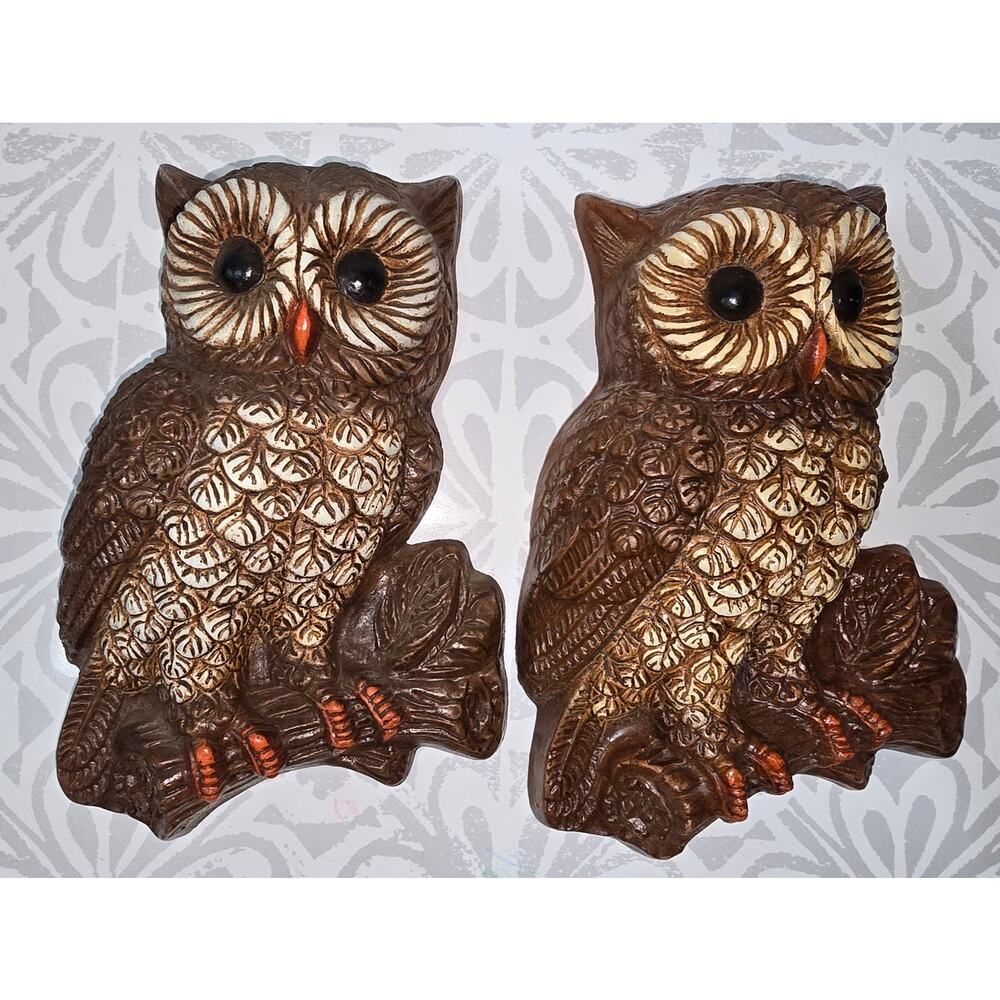Vintage 1970s Owl Wall Plaques – Set of 2 – Retro Brown & Cream Lightweight